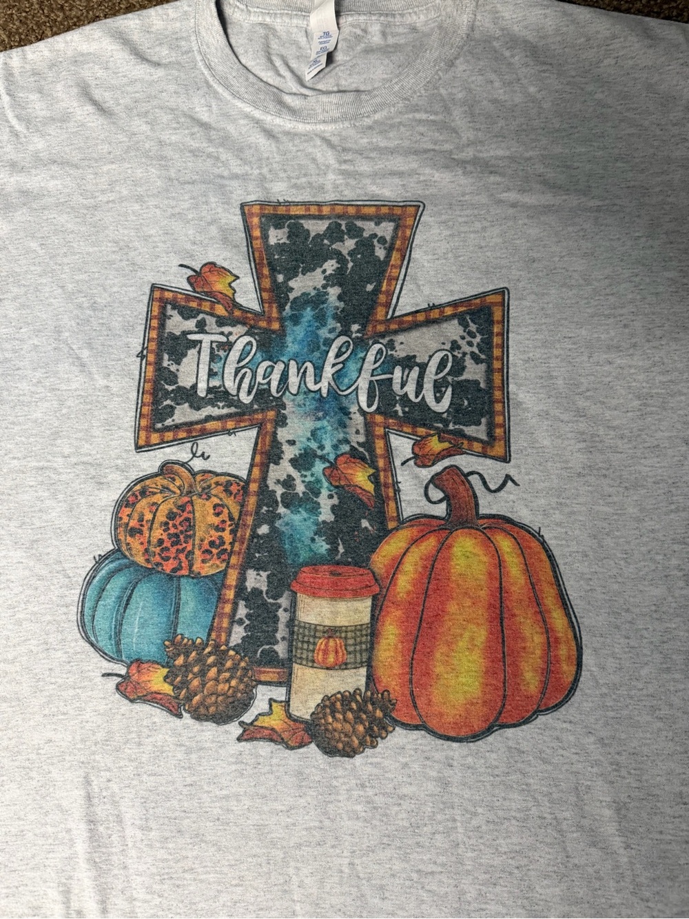 Thankful Cross Fall Graphic Tee - women’s